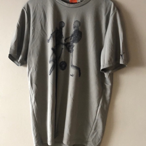 Puma t shirt - Picture 1 of 6